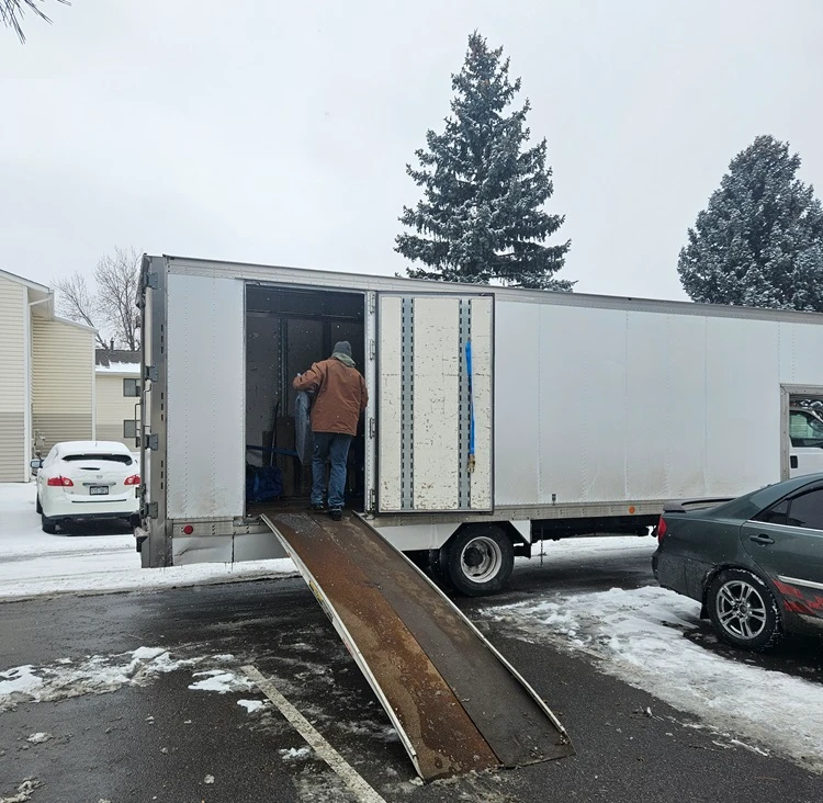 Movely moving services denver co