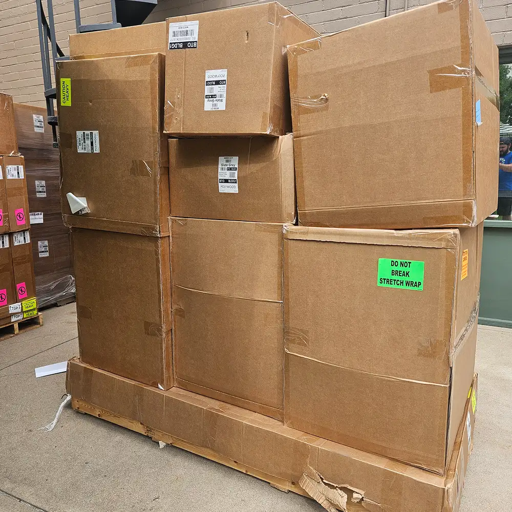 moving boxes from apartment